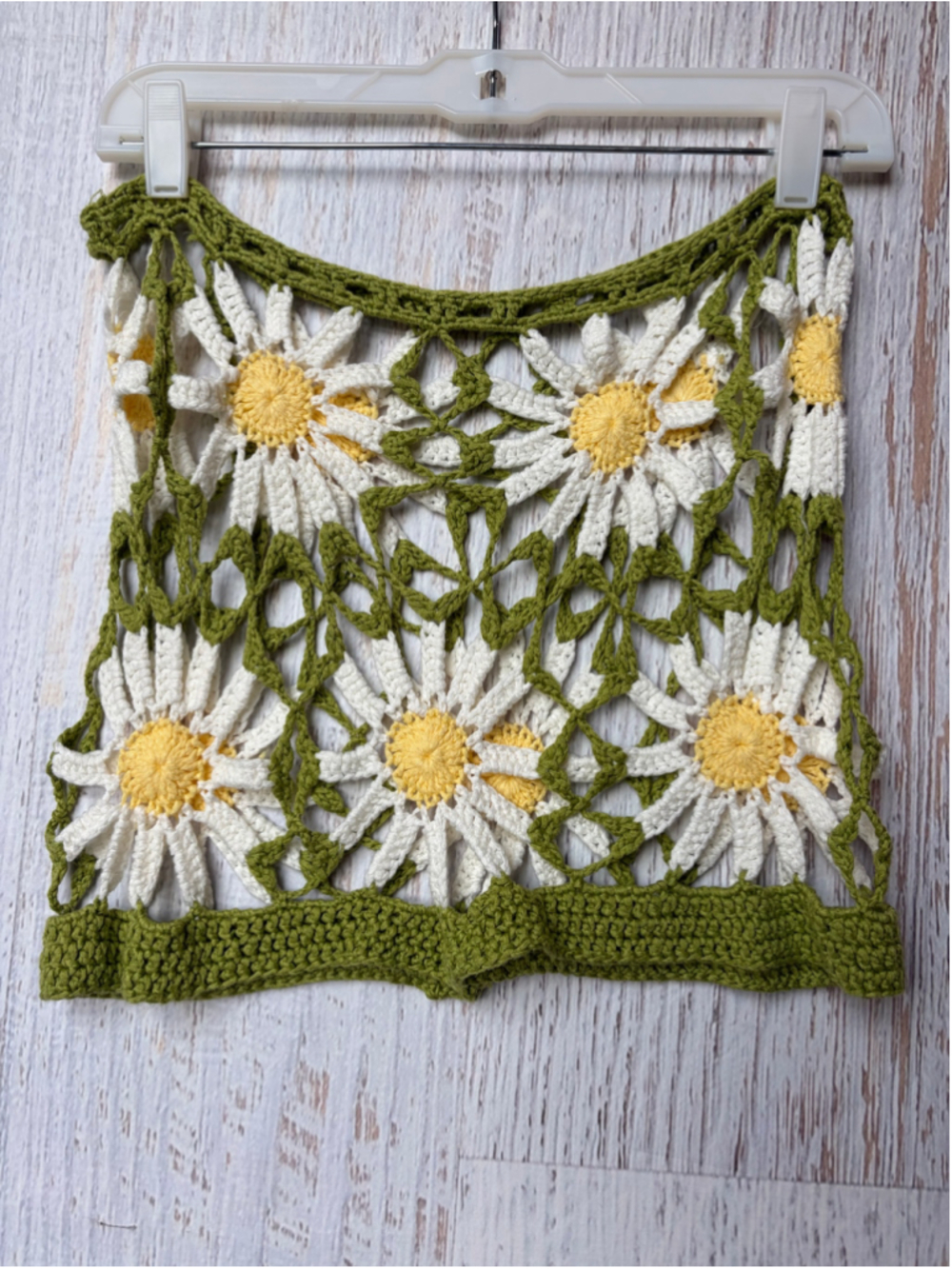 Women's Unbranded Crochet Daisy Crop Top and Shorts set Size S, Green and White - Picture 5 of 6